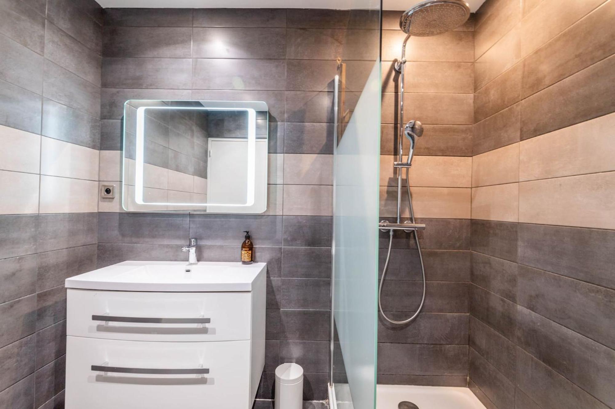 Smartstay Le Thiou - Annecy Centre Екстер'єр фото
